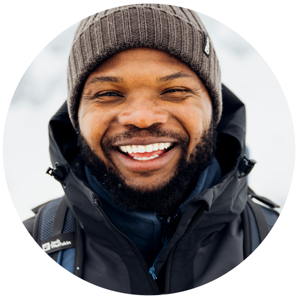 Retrato de Joshua Adeyemi