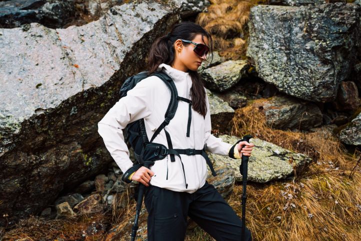 Foto para la categoría chaquetas impermeables para mujeres
